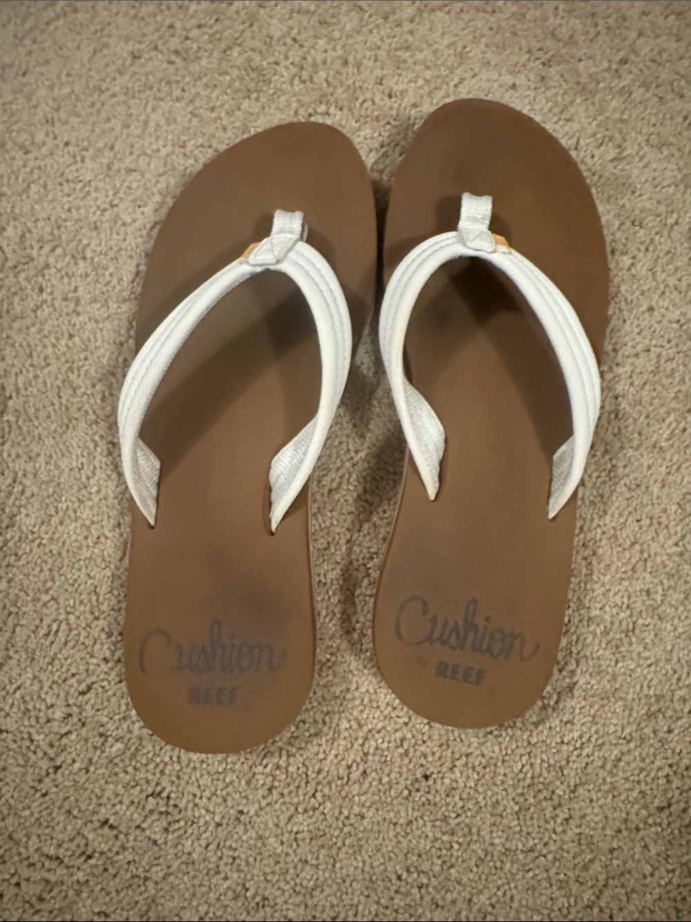 Reef Women’s Brown Footbed White Strap Sandals